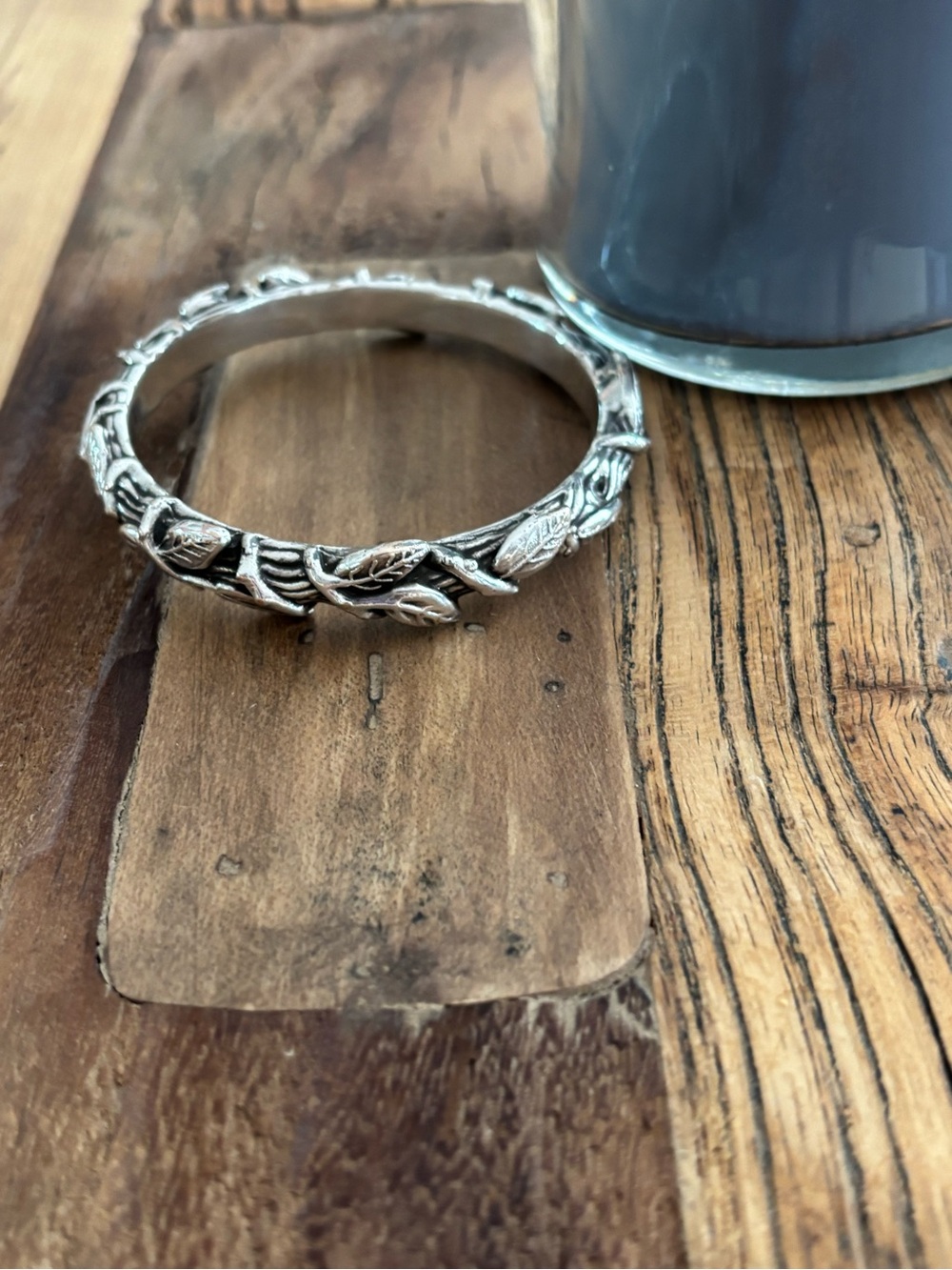 Pamela Love Silver Leaf Vine Bangle Bracelet - Picture 8 of 10